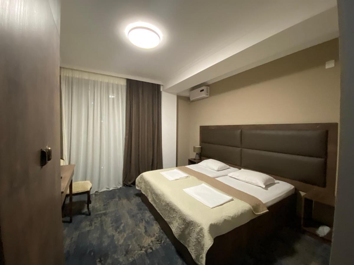 Ponte Hotel Kutaisi Luaran gambar